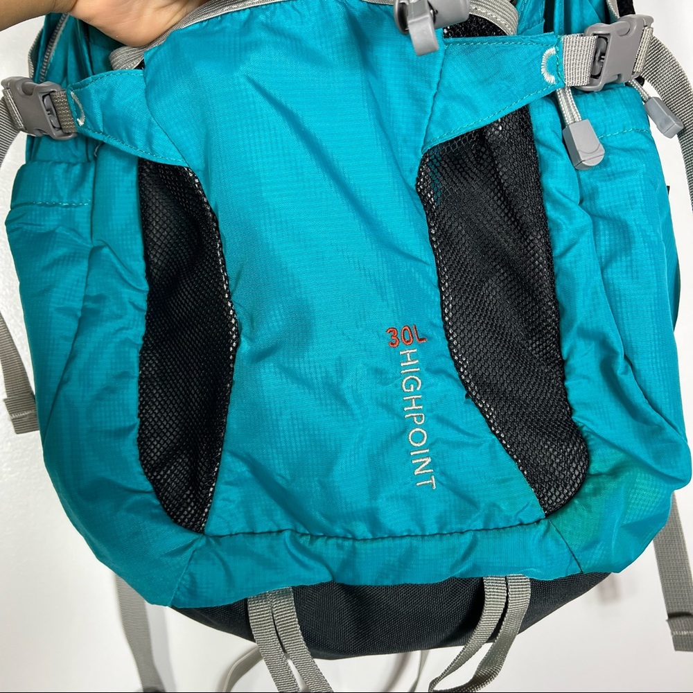 Eddie Bauer Blue Highpoint 30L Backpack - Picture 4 of 14